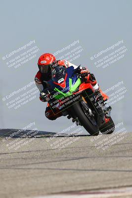 media/Mar-24-2025-2WTD (Mon) [[55b4b08488]]/B Group/1120am (Outside Grapevine)/